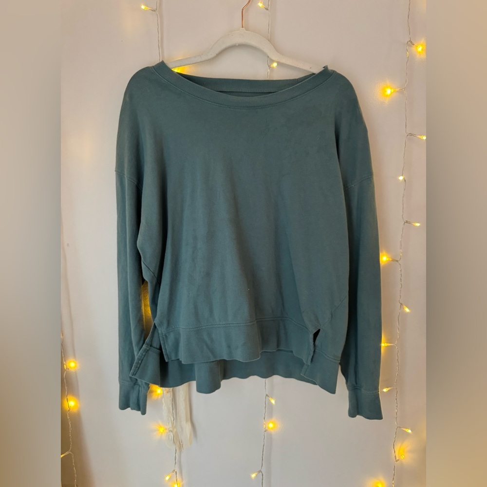 Green aeropostale long sleeve shirt